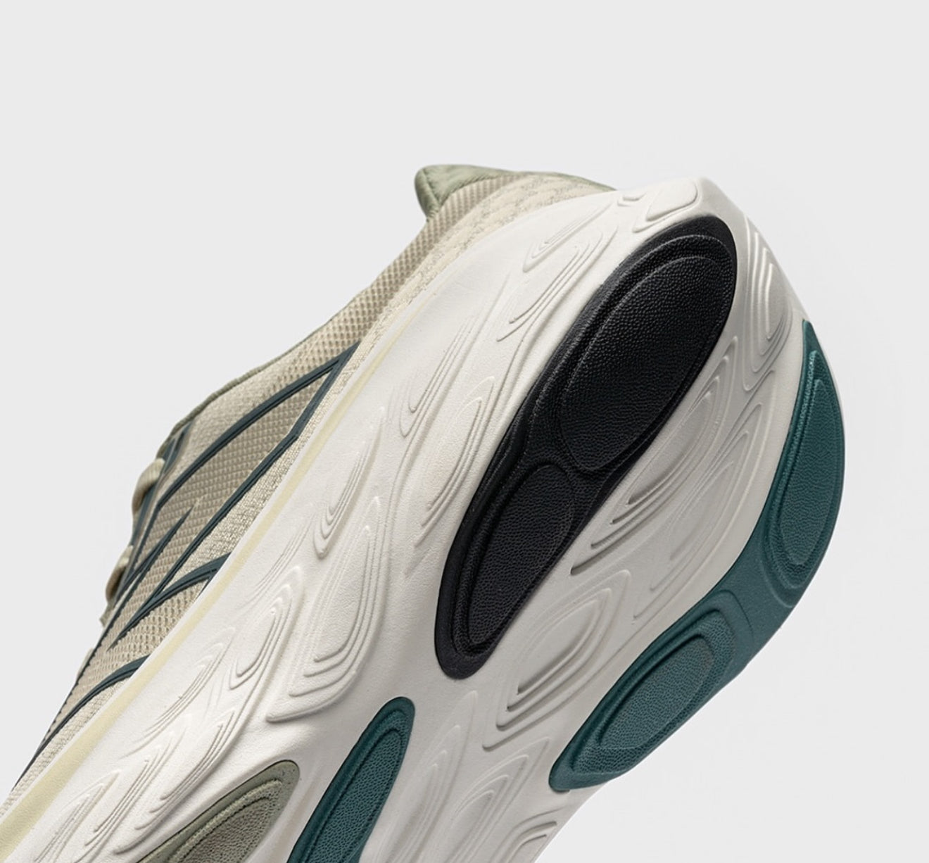 NB Balance Fresh Foam X 1080v14 Pale Moss New Spruce Linen