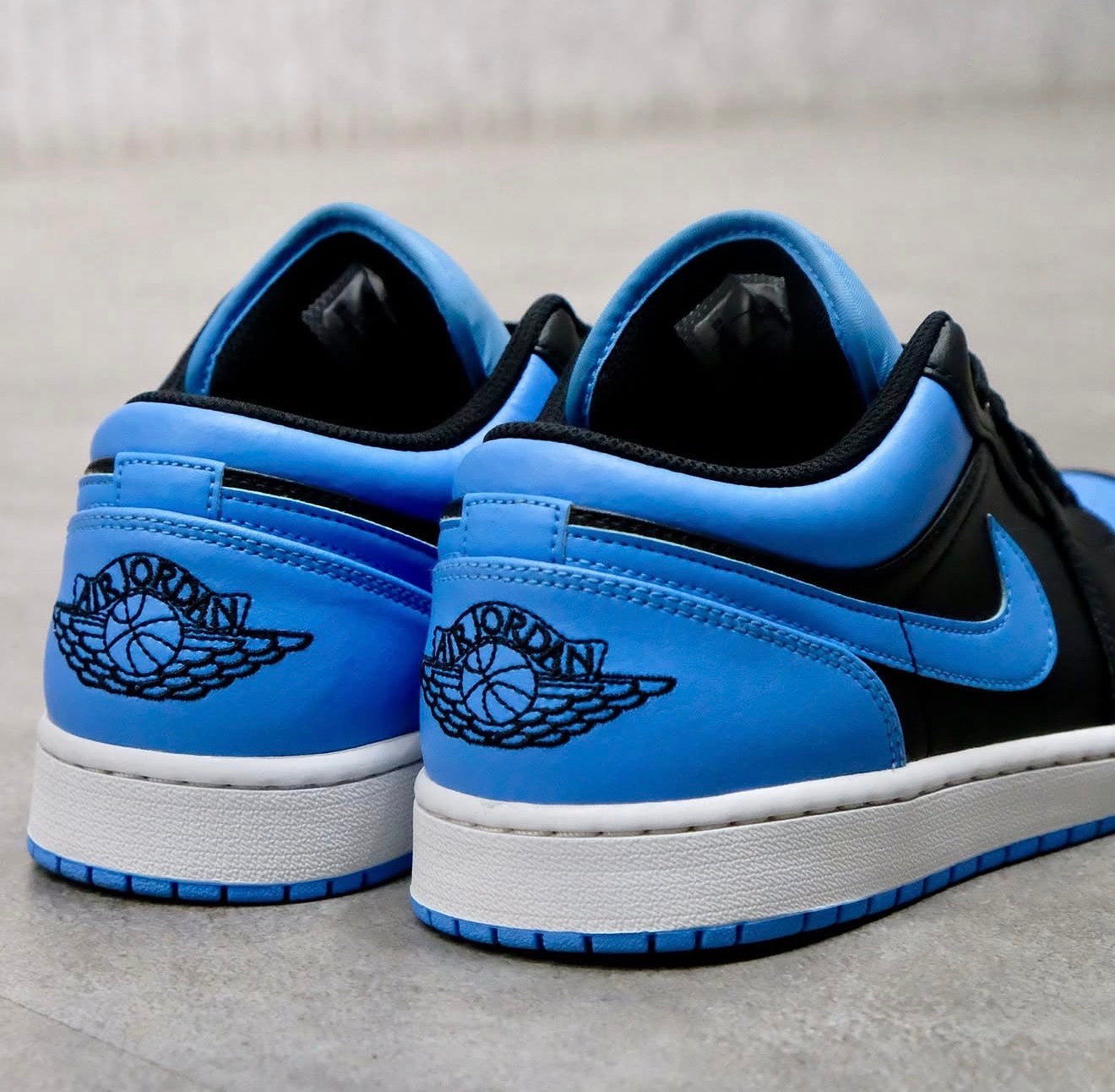Air Jordan 1 Low Black UNC
