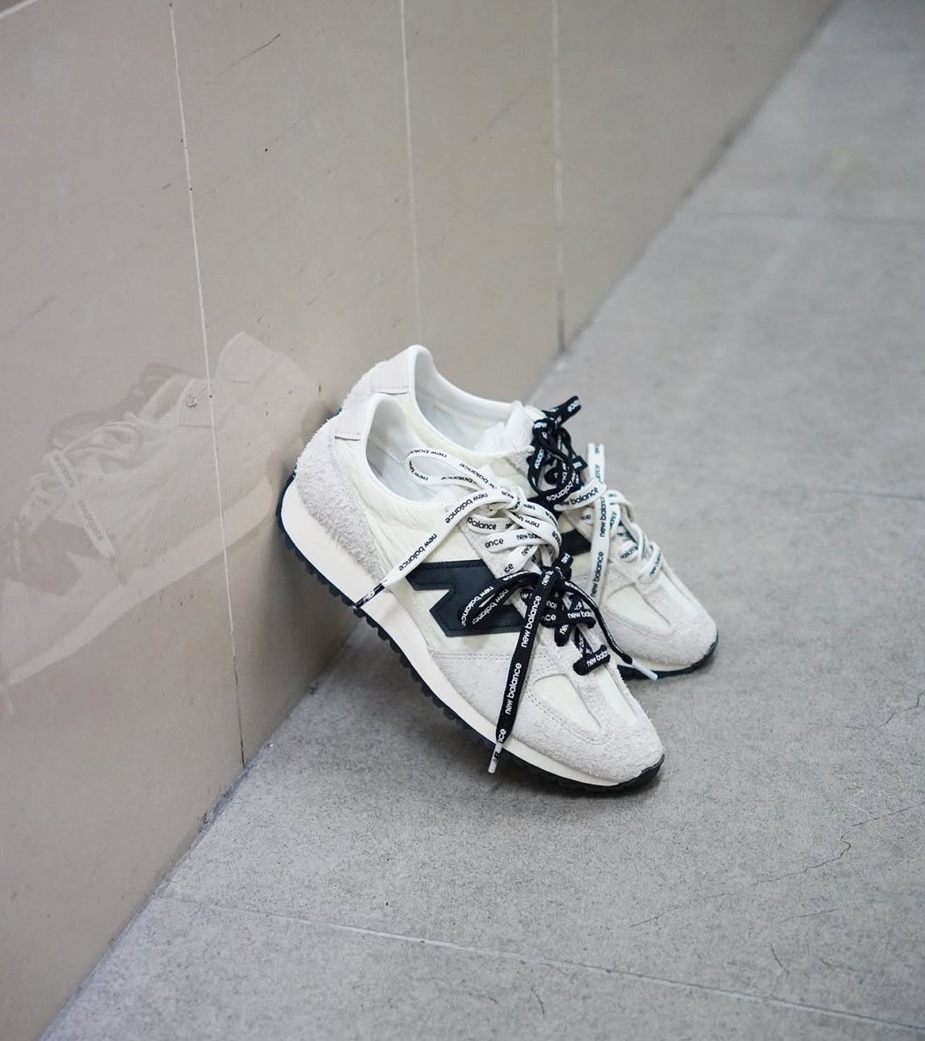 NB Balance 471 Linen Angora Black