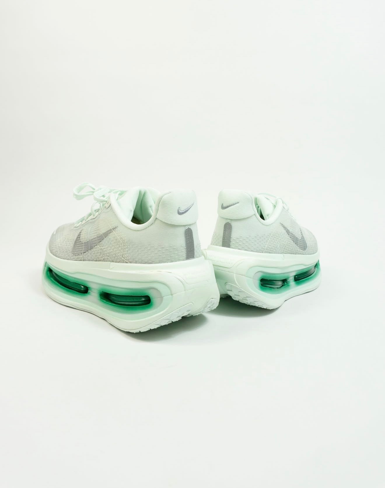 Vomero Premium Barely Green