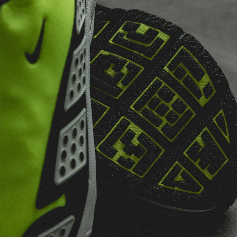 Airmax SNDR Volt Black