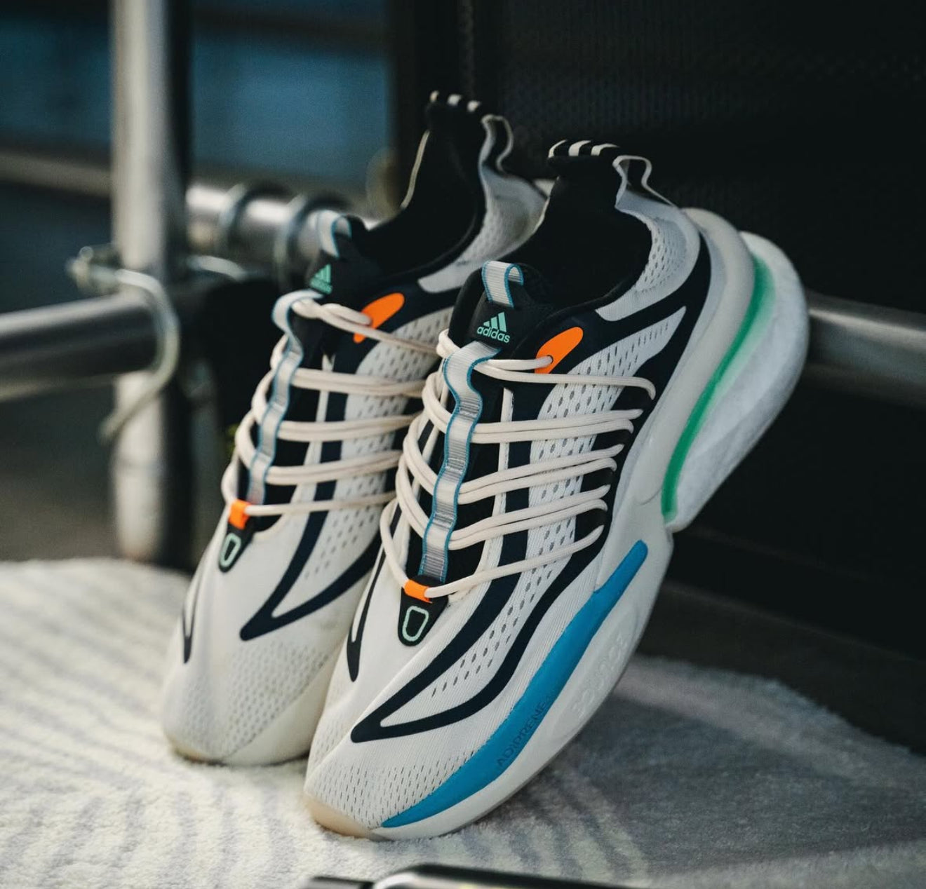 Alphaboost V1 Chalk Pulse Mint