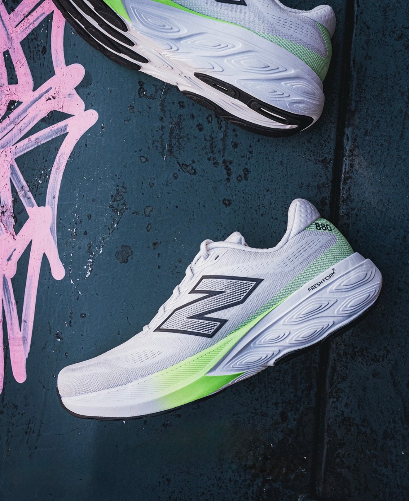 NB Balance x Fresh Foam 880v15 Electric Jade