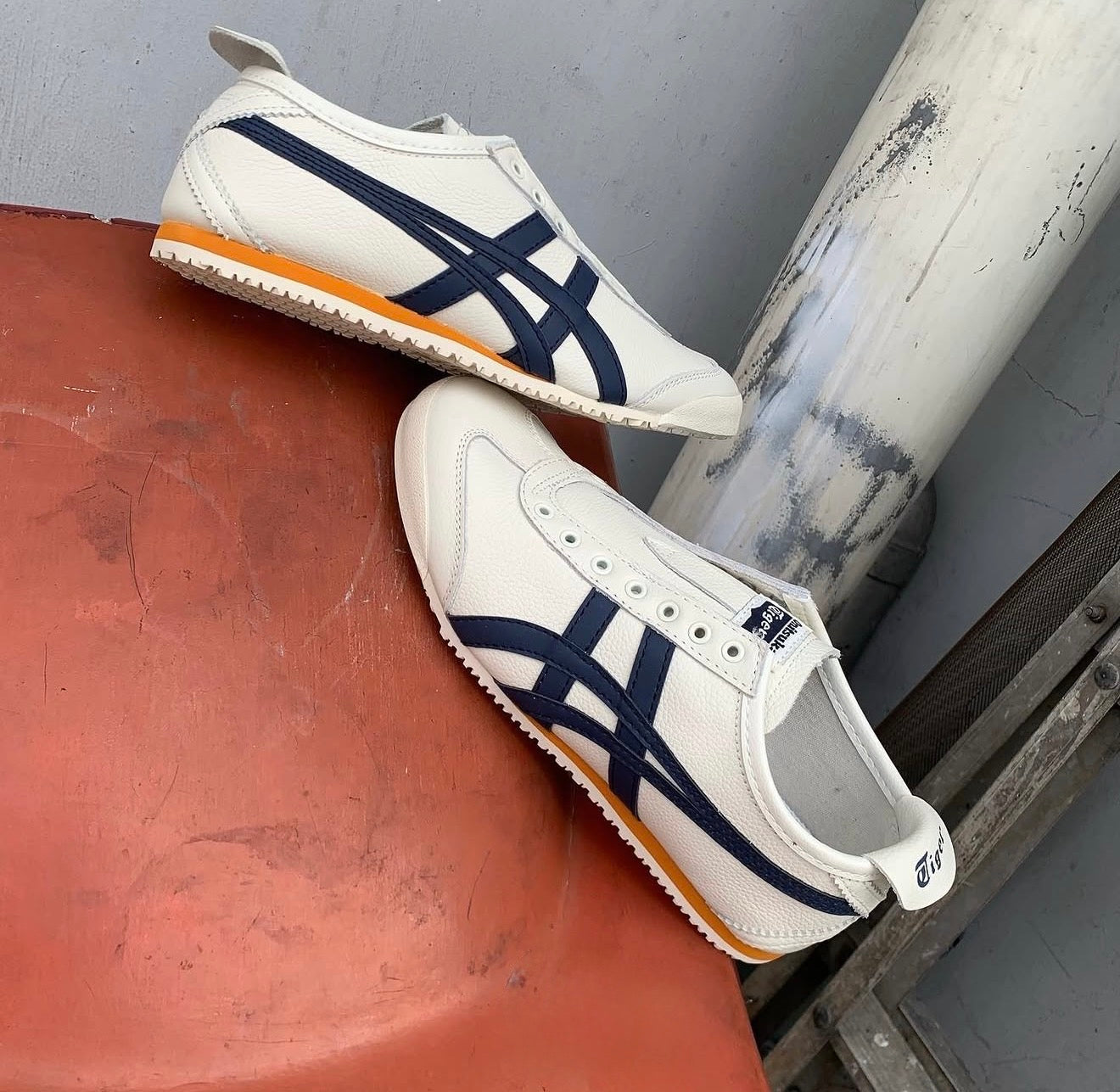 Mexico 66 Slipon White Blue Orange