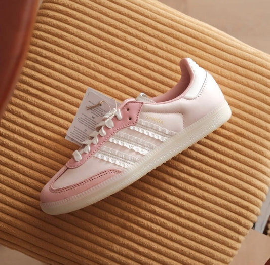 WMNs Samba Ruffle Stripes Pink