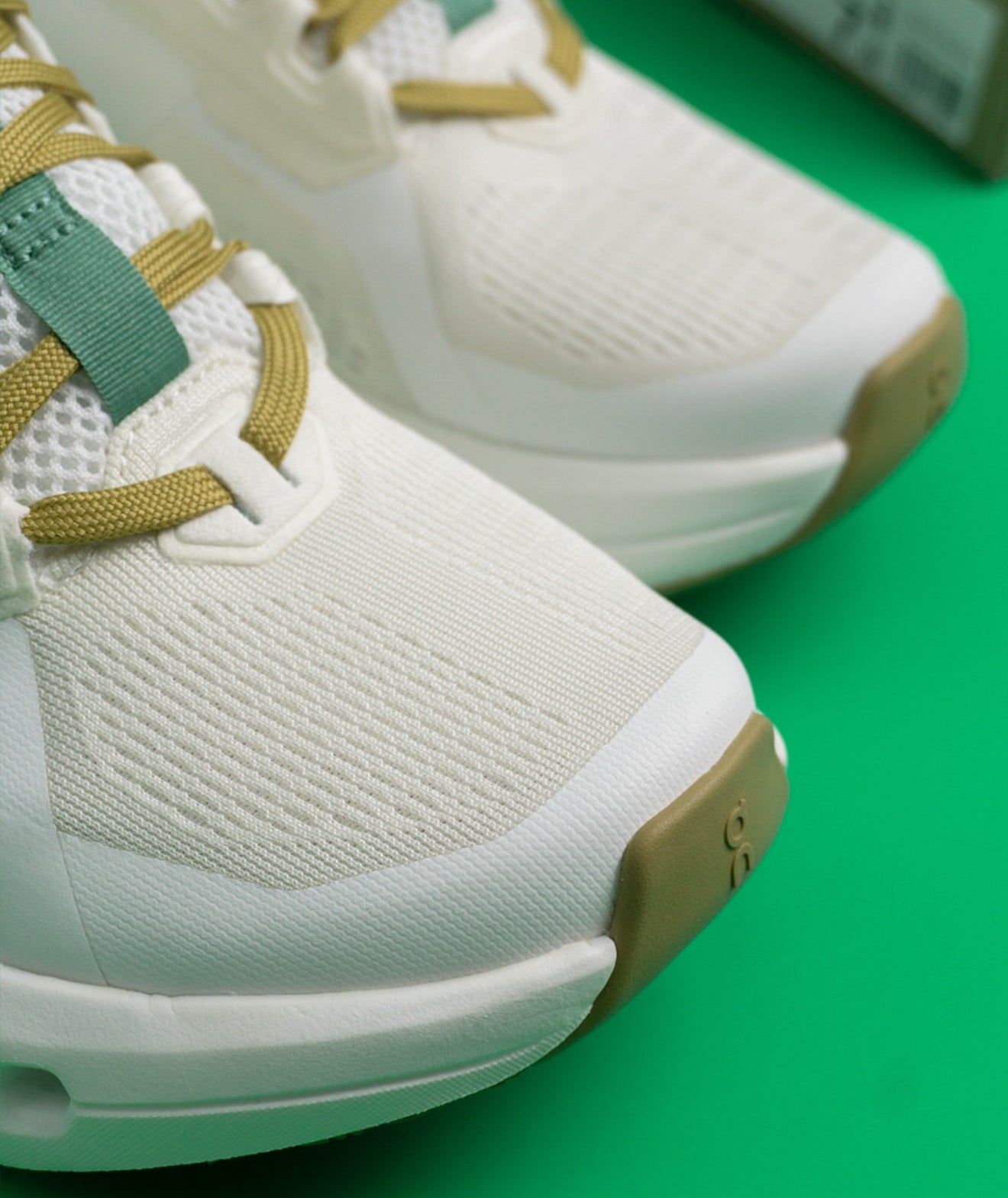 On Running Cloudrunner 2 Undyed Green