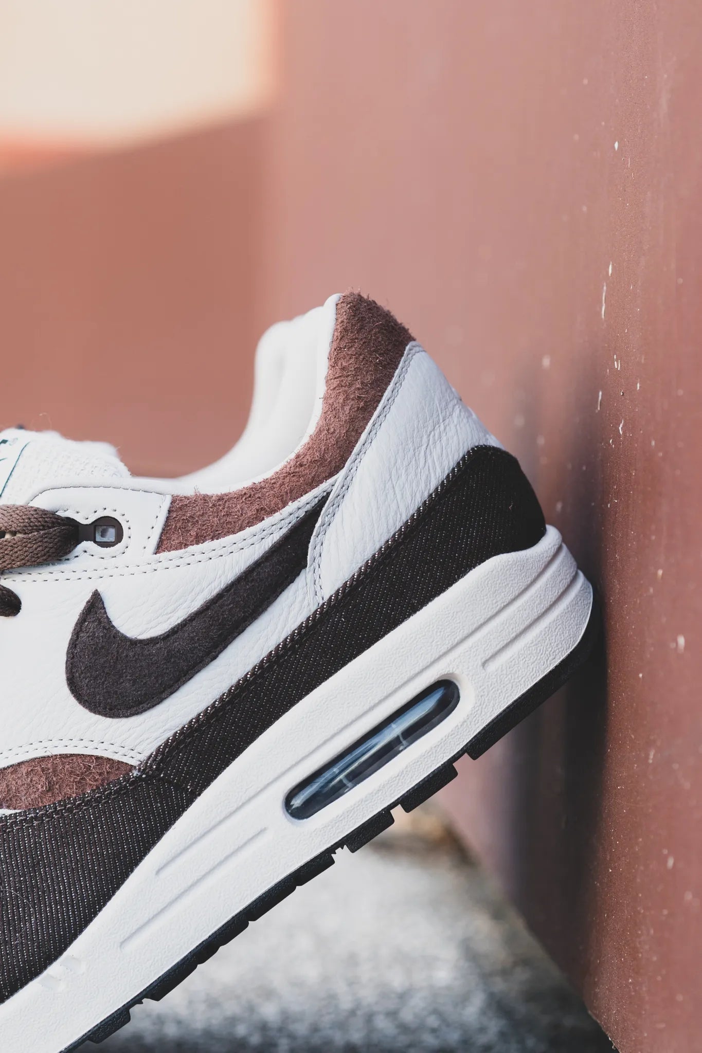 Size? x Airmax 1 Brown Stone