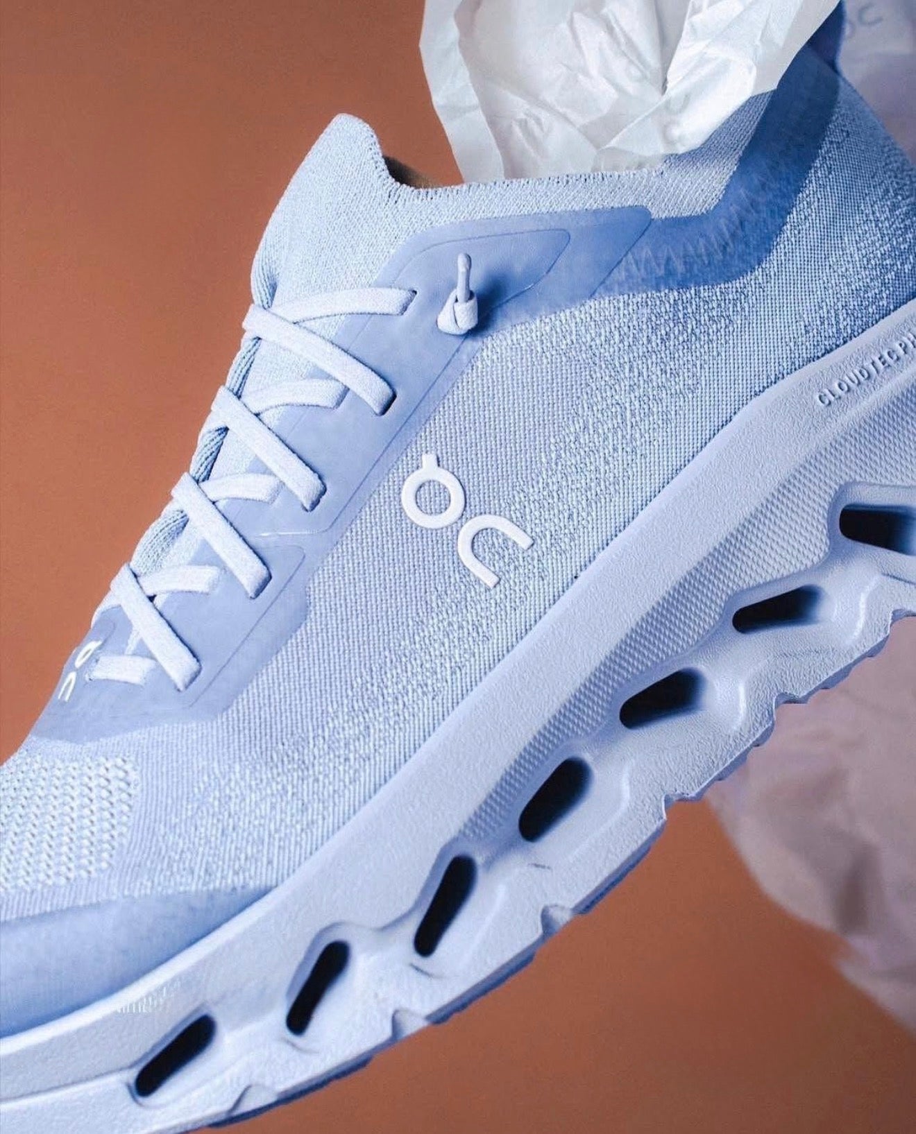 WMNs On Running Cloudtilt Moon Zendaya Nimbus