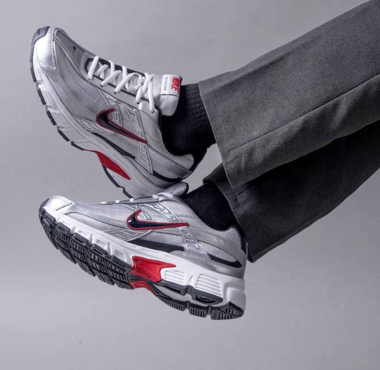 Initiator Metallic Silver Red