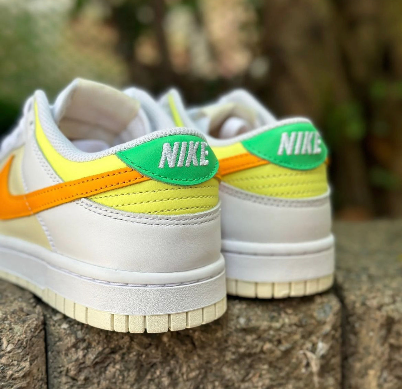 Dunk Low “ Sundial “