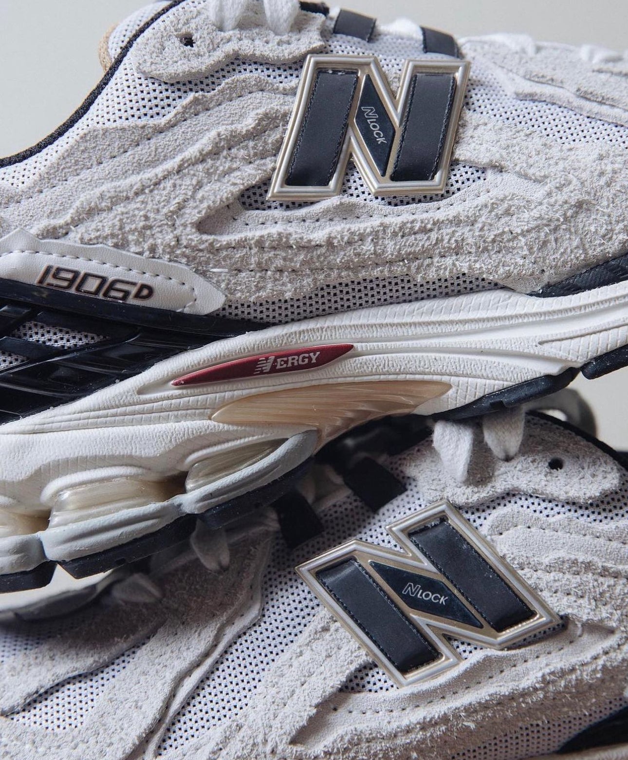 NB Balance 1906D Protection Pack