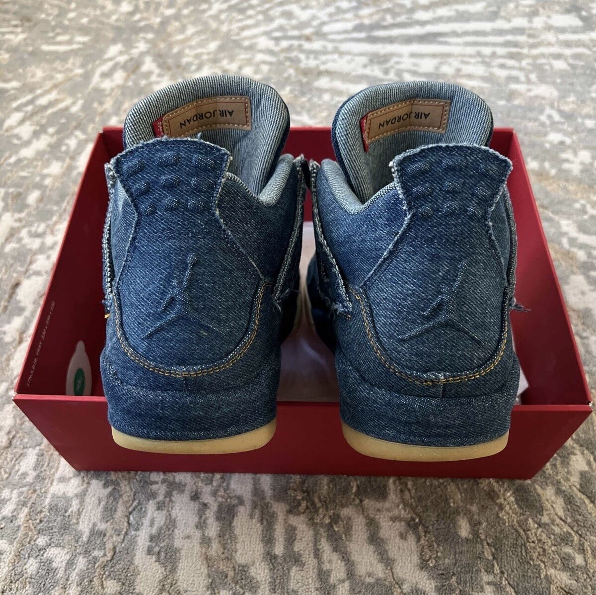 Levis x Air Jordan 4 Retro “ Blue Denim”