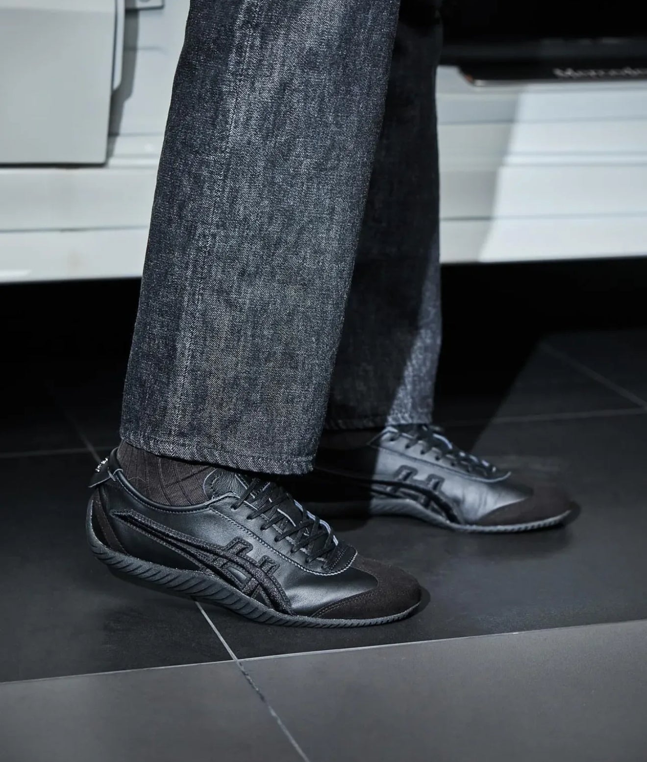 Mexico 66 Lace Up Driving Triple Black