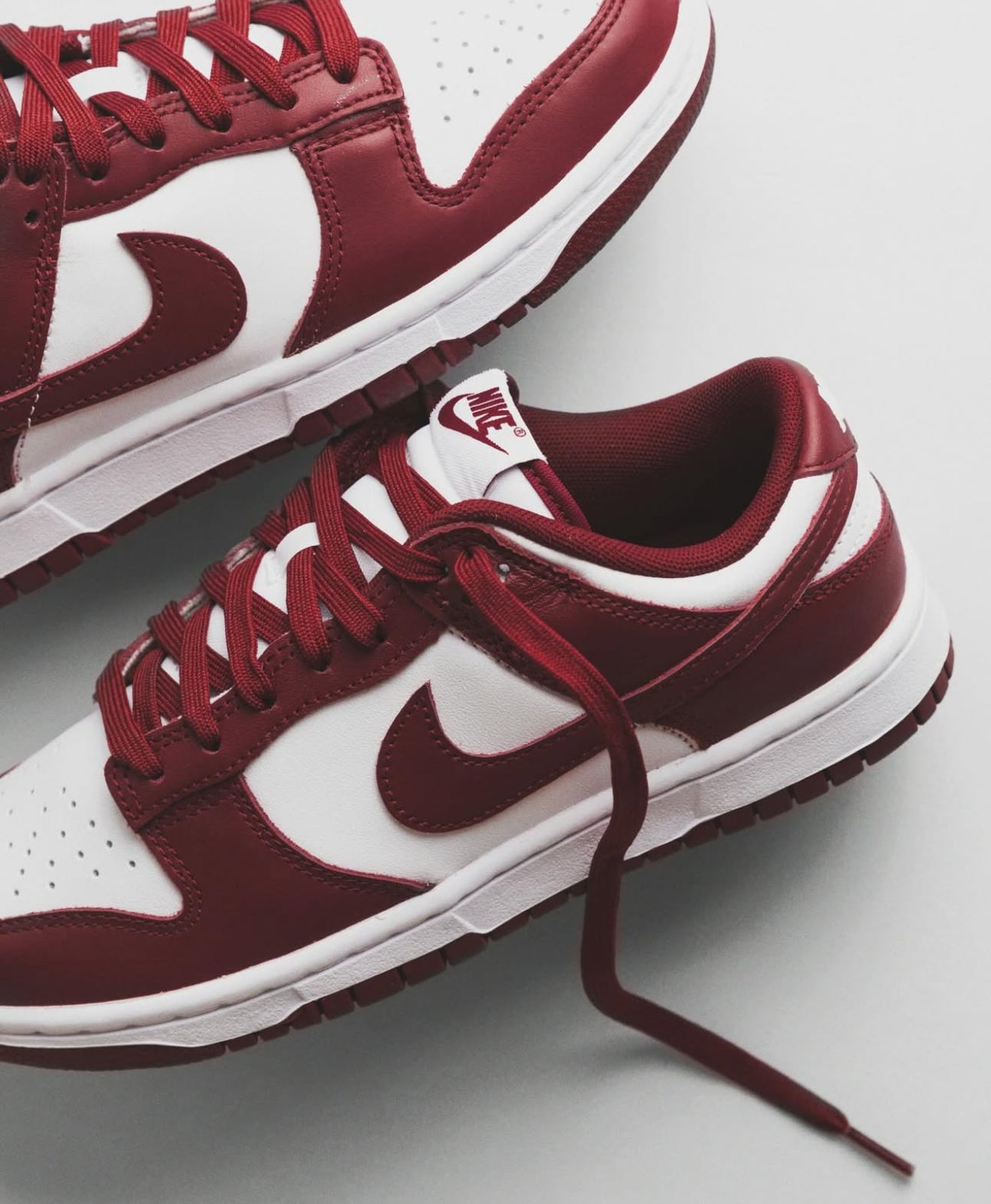 Dunk Low Team Red (UA)