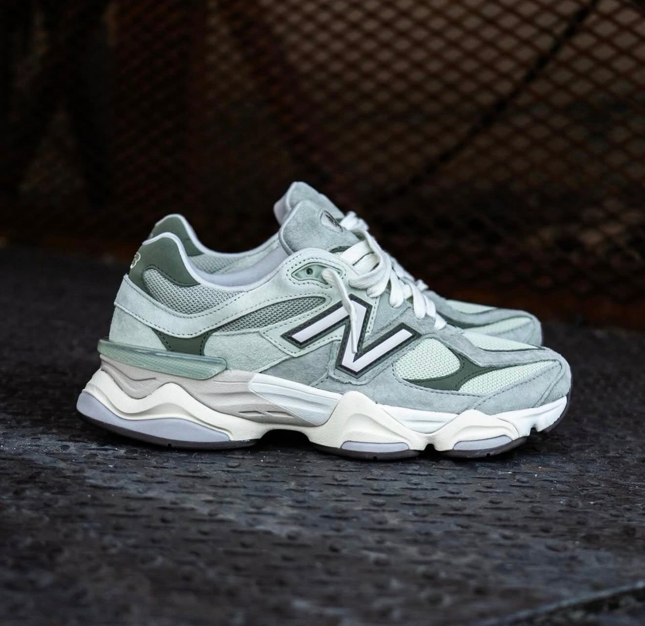 NB Balance 9060 Olivine