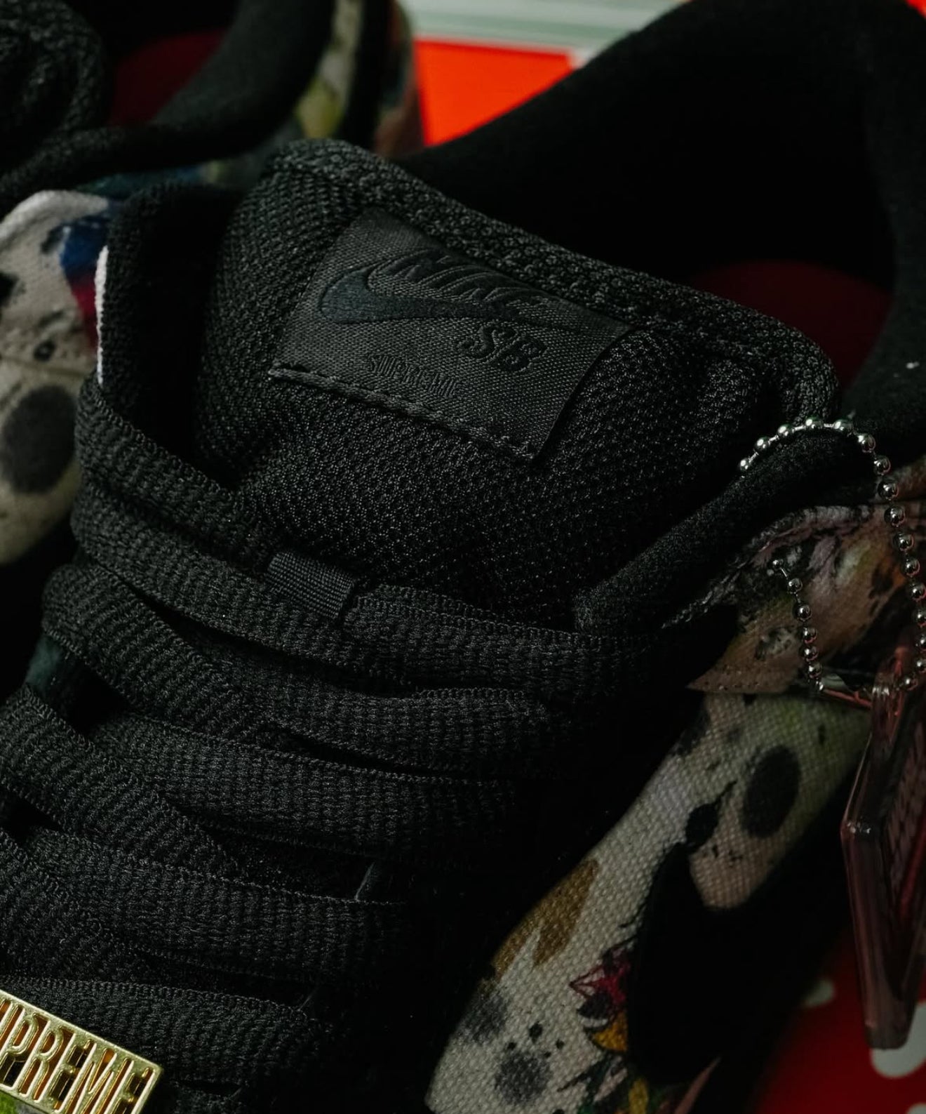 Supreme x Sb Dunk Low Rammellzee