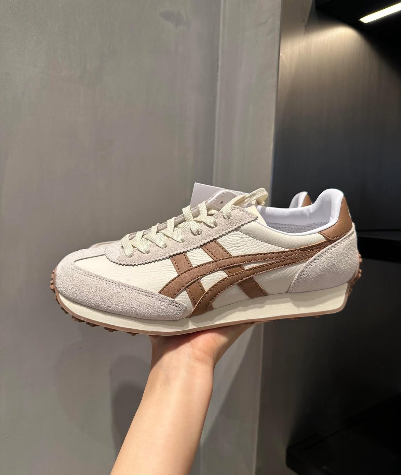 EDR 78 Lace Up Beige Brown