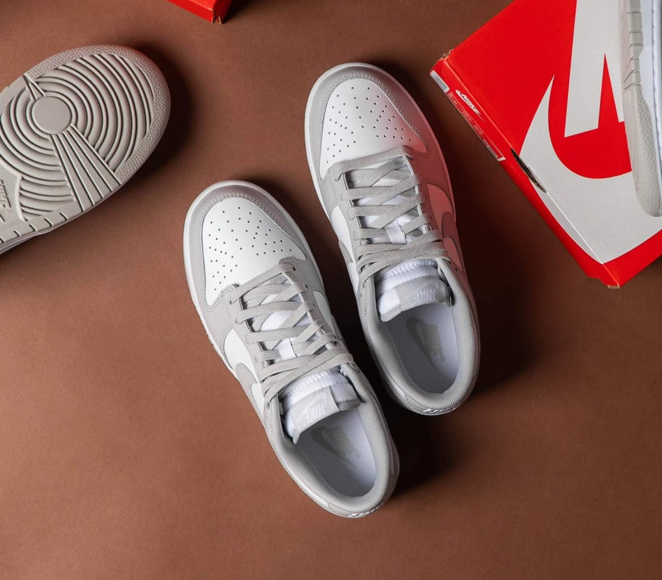 WMNs Dunk Low Grey Fog