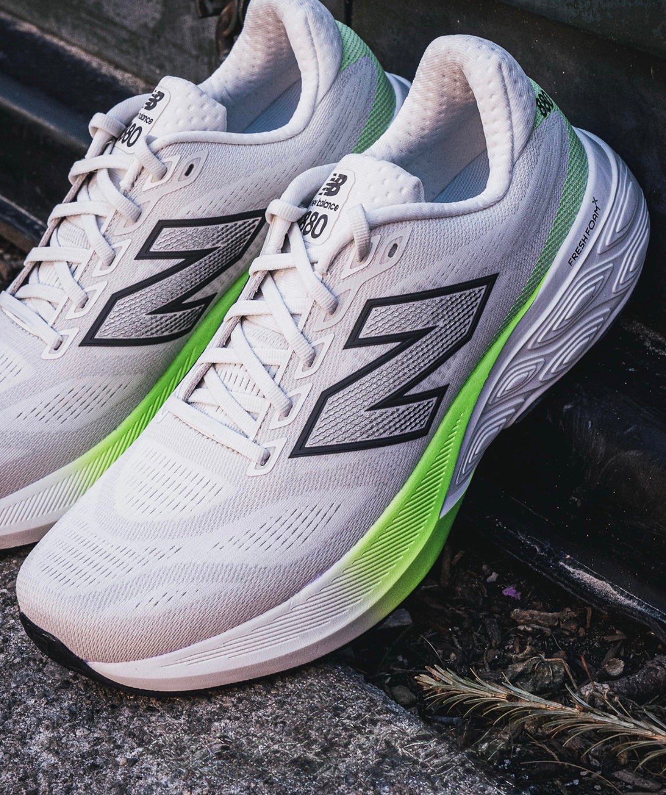 NB Balance x Fresh Foam 880v15 Electric Jade