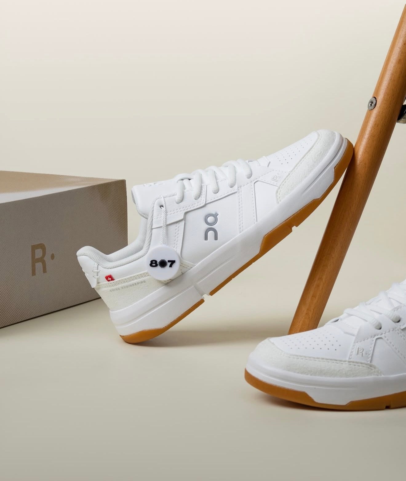 On The Roger Clubhouse White Ivory Gum