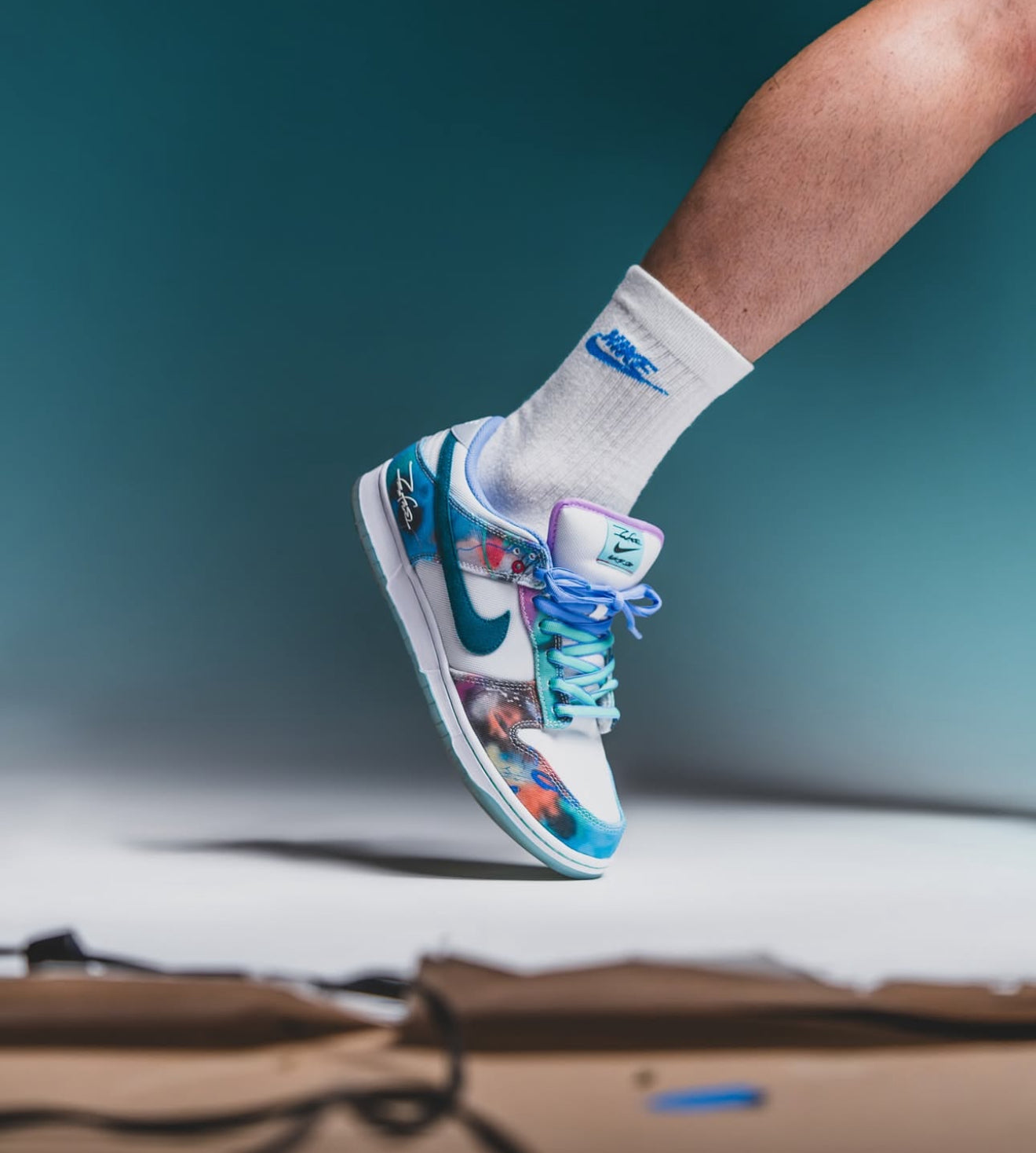 SB Dunk Low Futura Laboratories Bleached Aqua