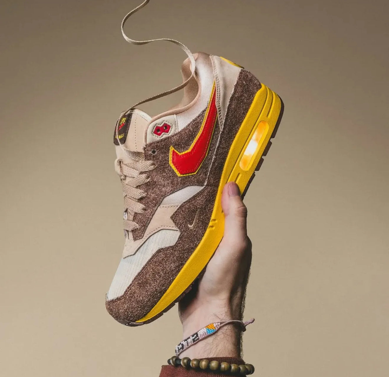 Airmax 1 SWOOSH Low Poly Big Head Origins
