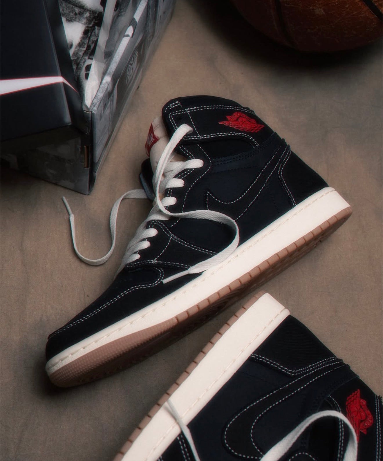 Air Jordan 1 High Flight Club
