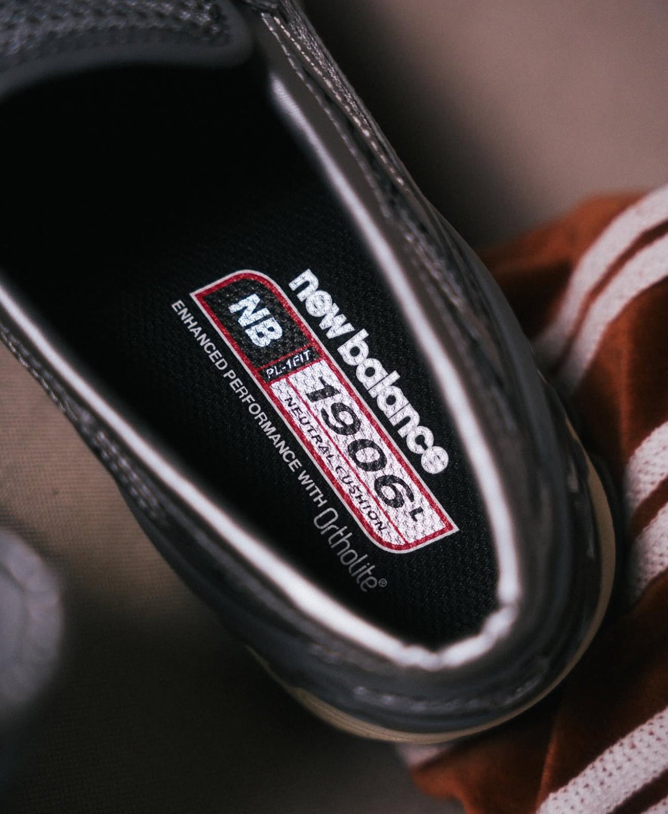 NB Balance 1906L Silver