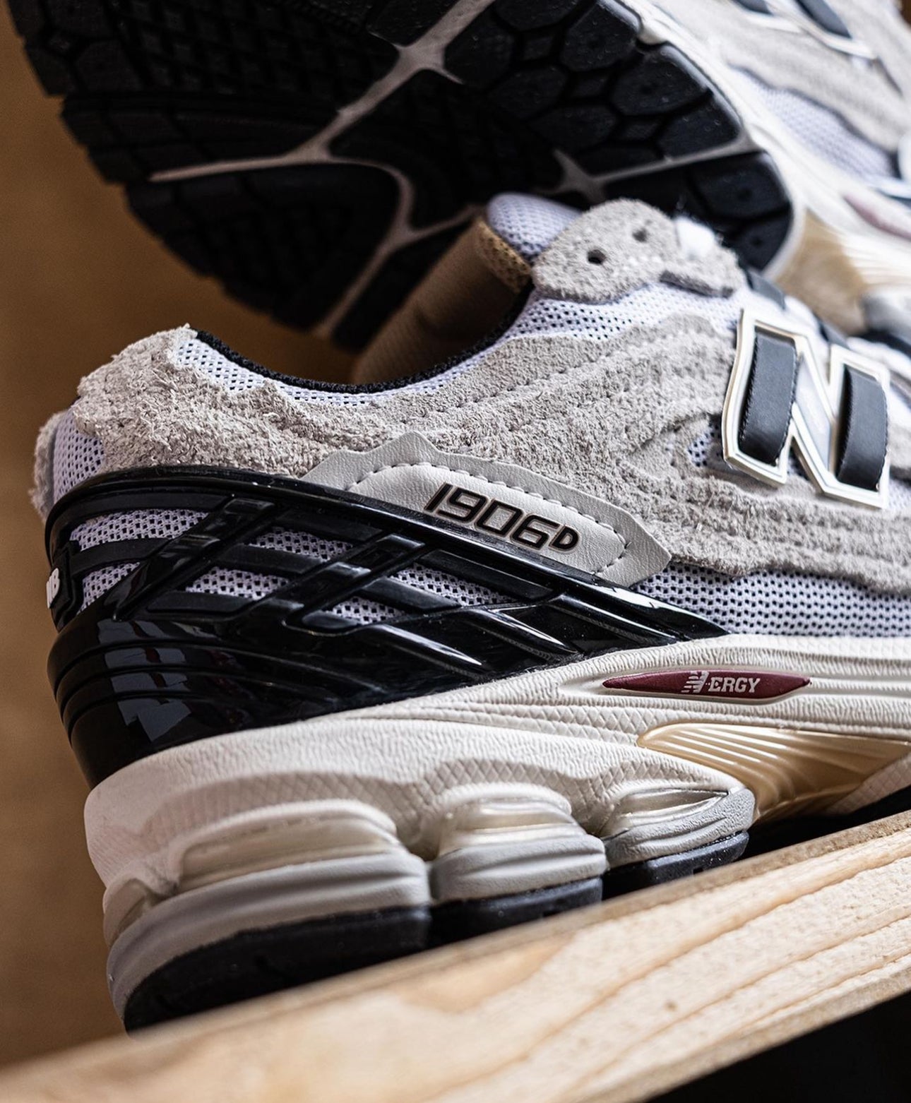 NB Balance 1906D Protection Pack