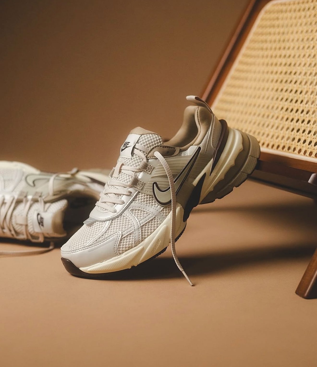 Air V2K Light Orewood Brown