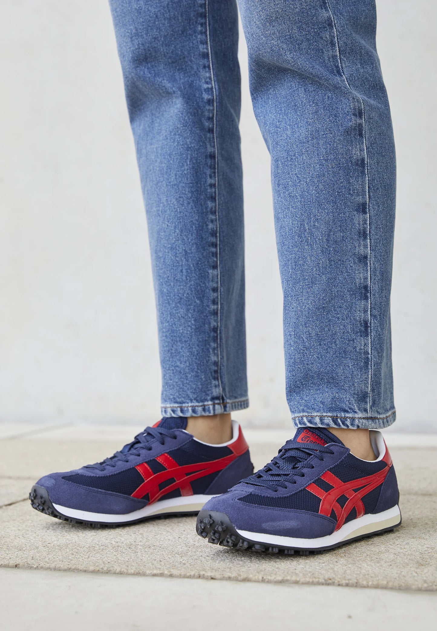 EDR 78 Lace Up Midnight Classic Red