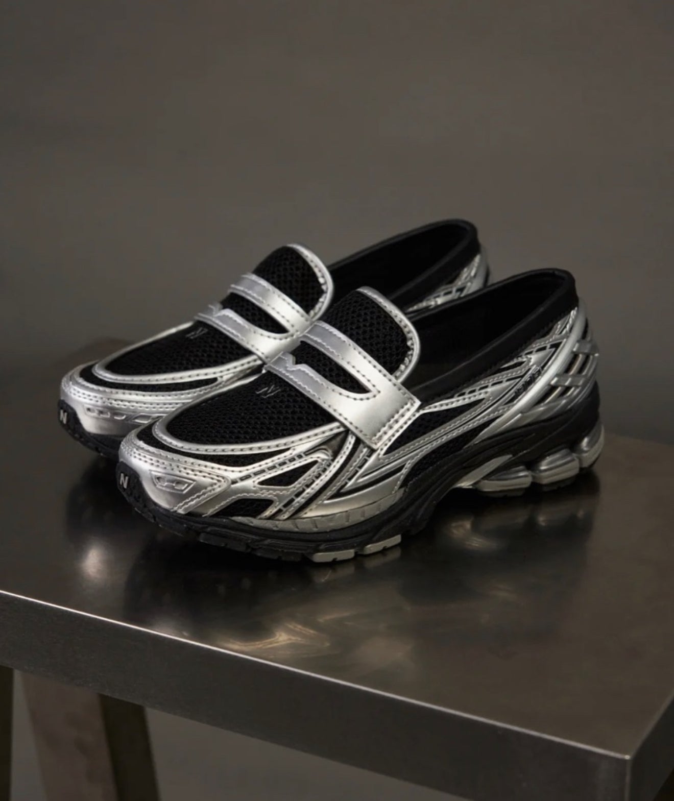 NB Balance 1906L Silver Metallic Black