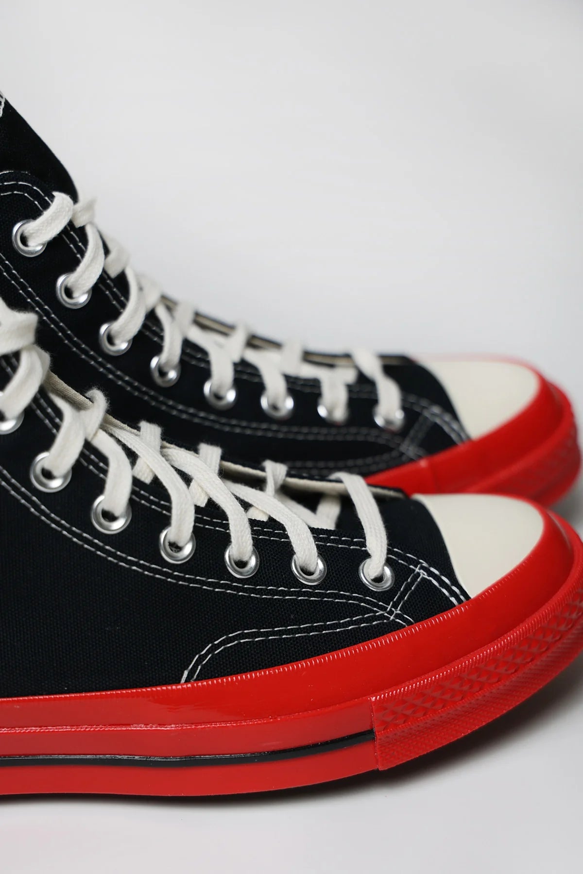 Converse Chuck Taylor All Star 70 Hi Comme des Garcons PLAY Black Red Midsole