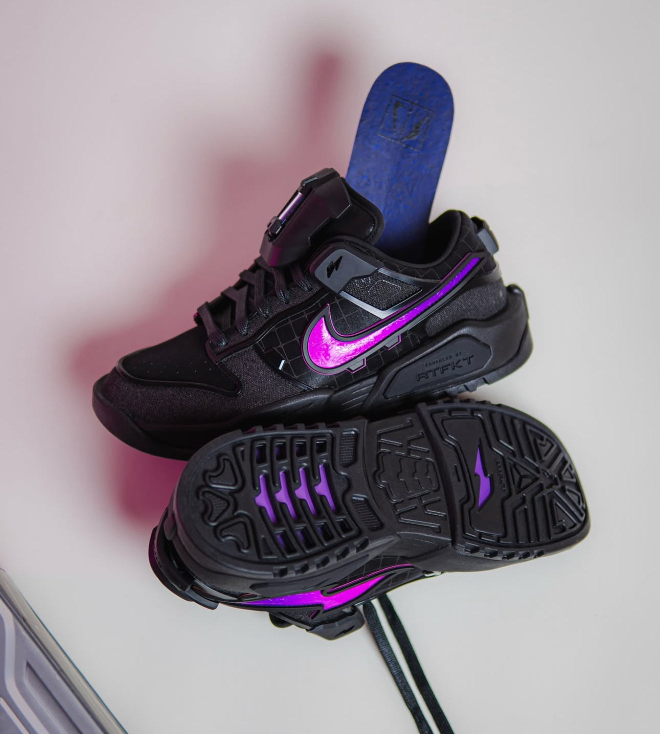 Dunk Genesis Low RTFKT Void (Edition of 11394)
