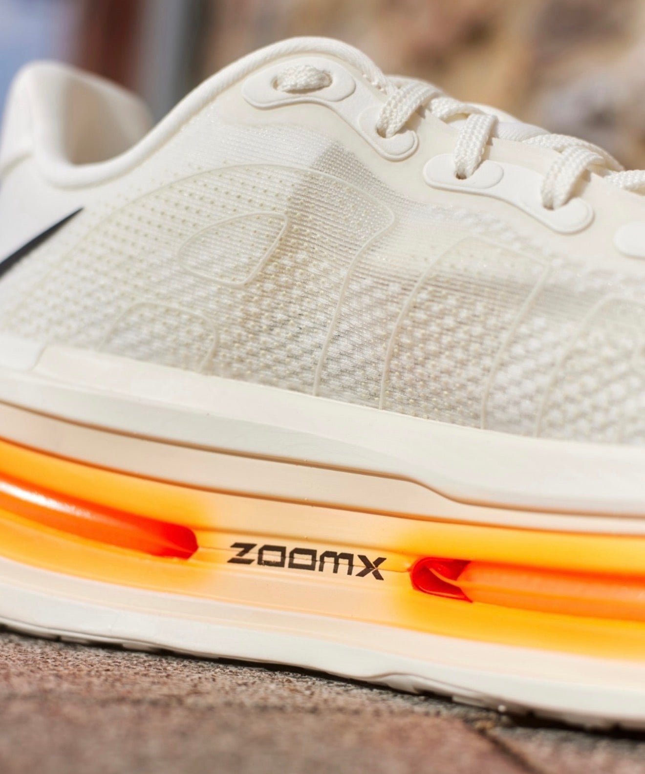 Zoom Vomero Premium Sail Coconut Milk