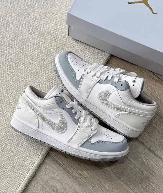 Air Jordan 1 Low Sail Soft Pearl