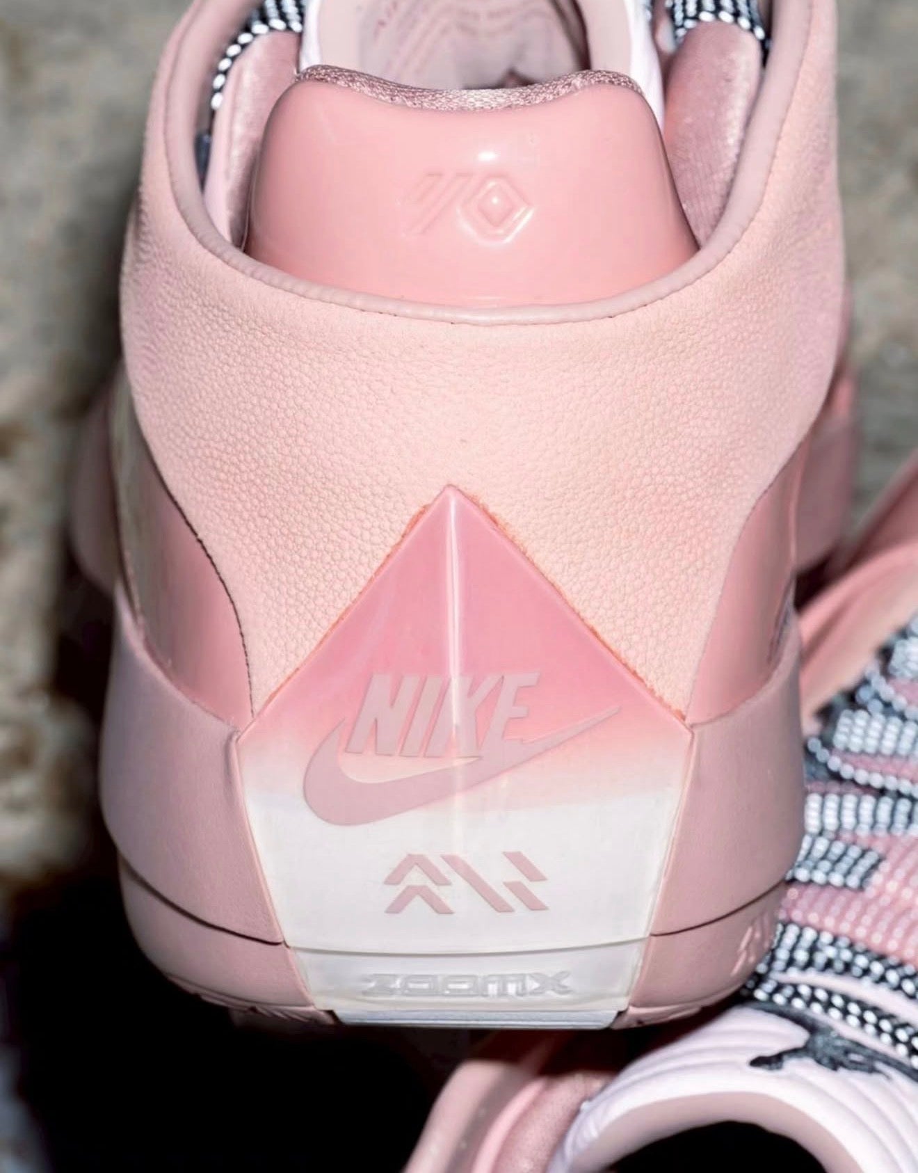 Air Jordan 40 Dusty Rose