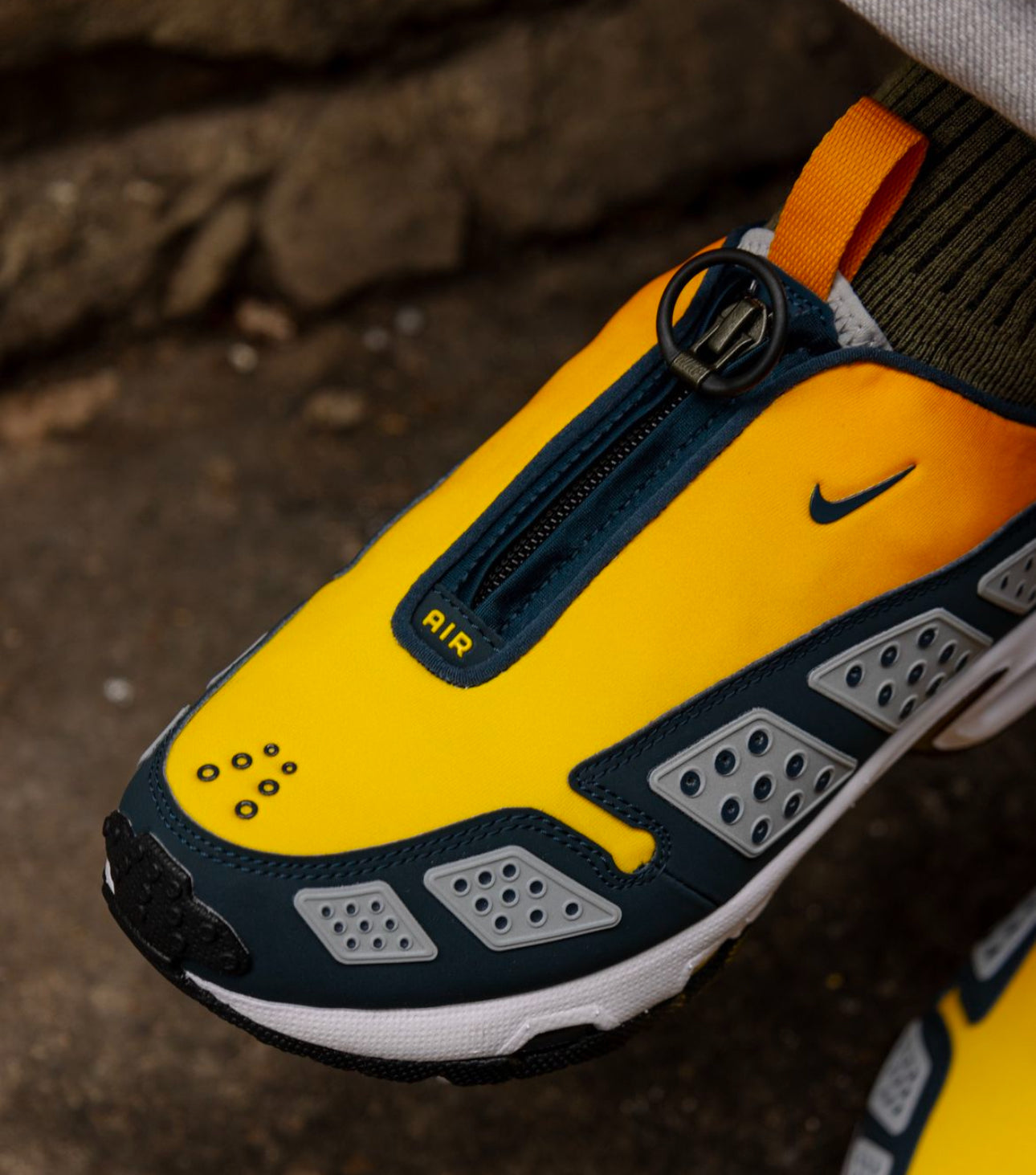 Airmax SNDR Canyon Gold