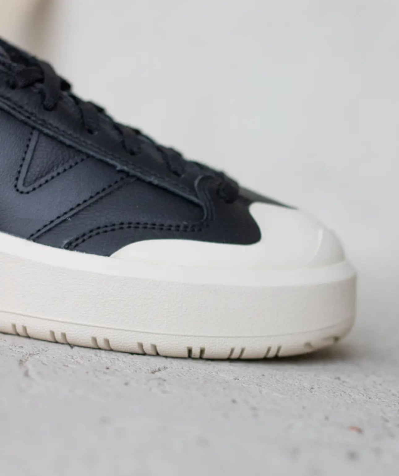 NB Balance CT302 “ Black Off White “