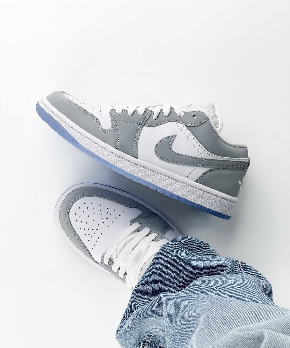 Air Jordan 1 Low Wolf Grey