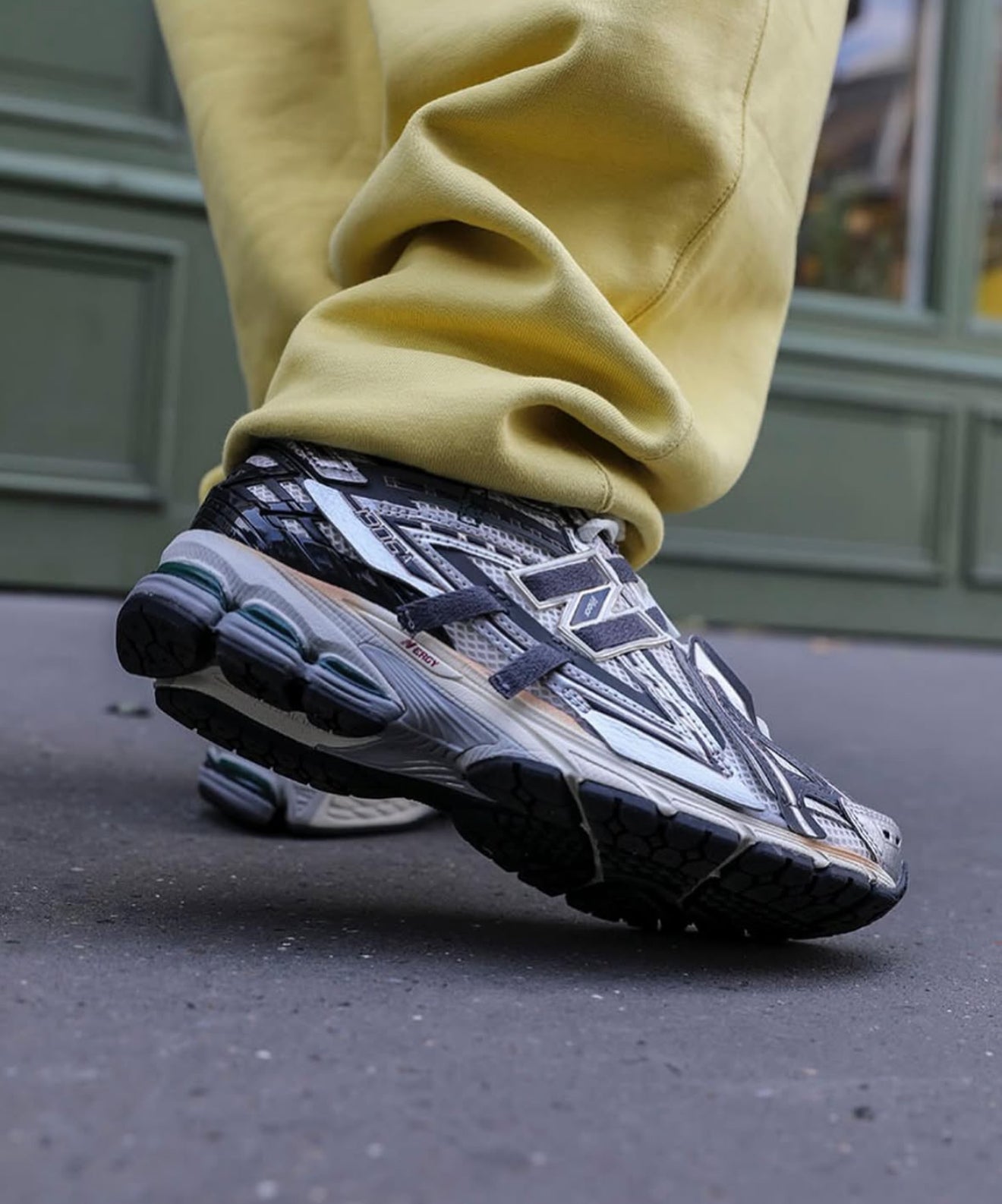 NB Balance 1906A Tech Explosion