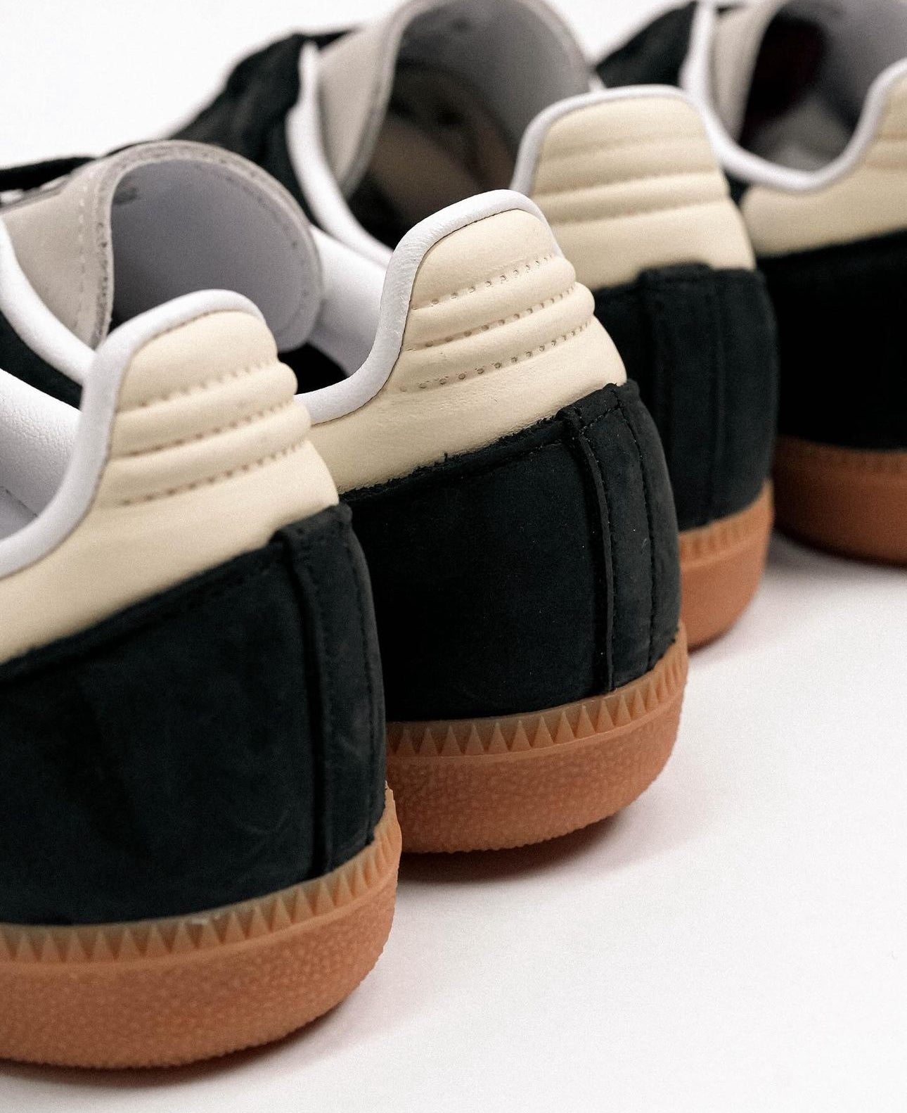 WMNs Samba OG Black Wonder White