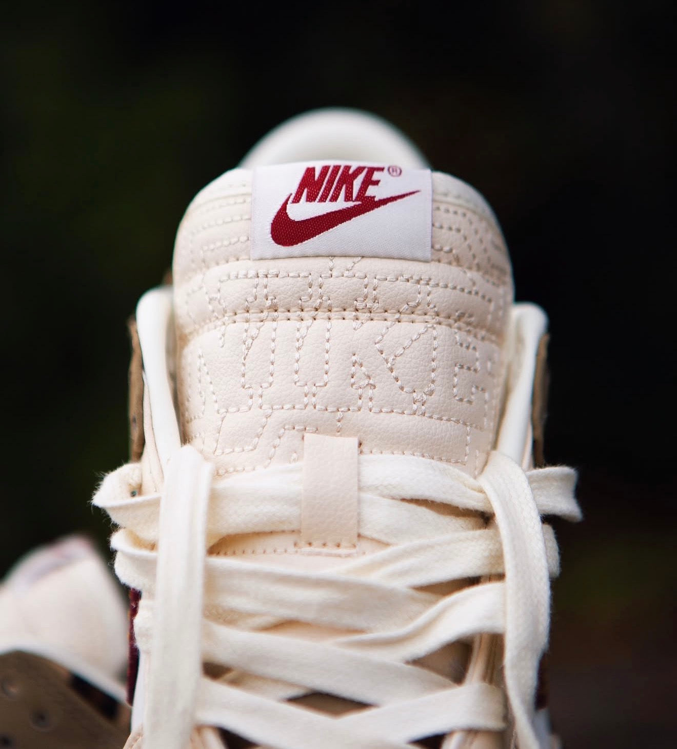 Dunk Low Retro Khaki Team Red Pearl White