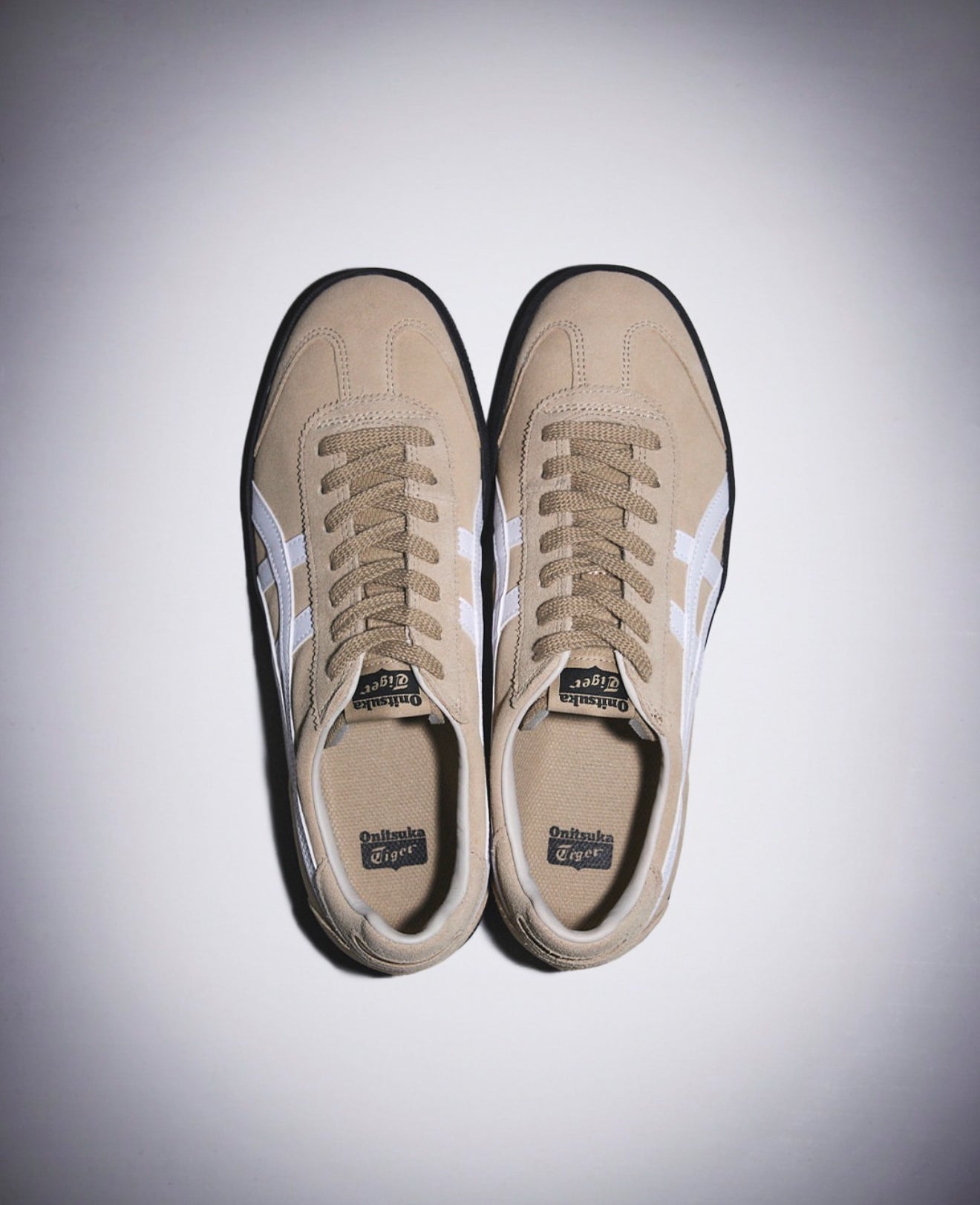 Tokuten Laceup Beige Black