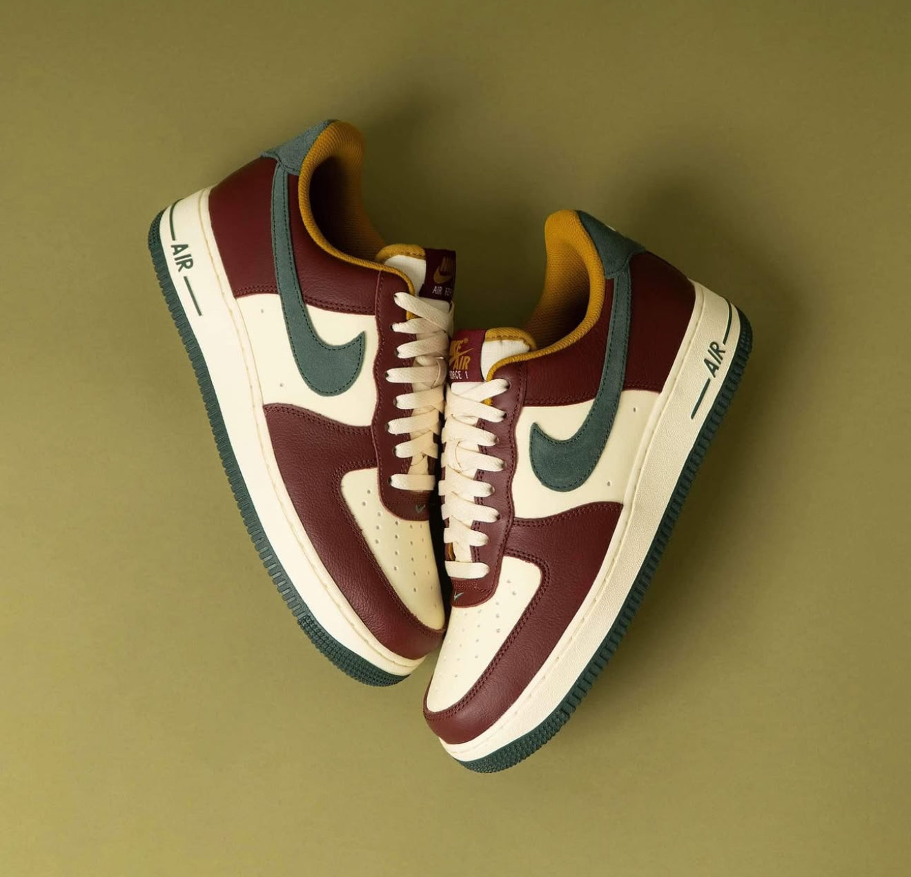 Airforce 1 Low LV’8 Dark Team Red / Vintage Green