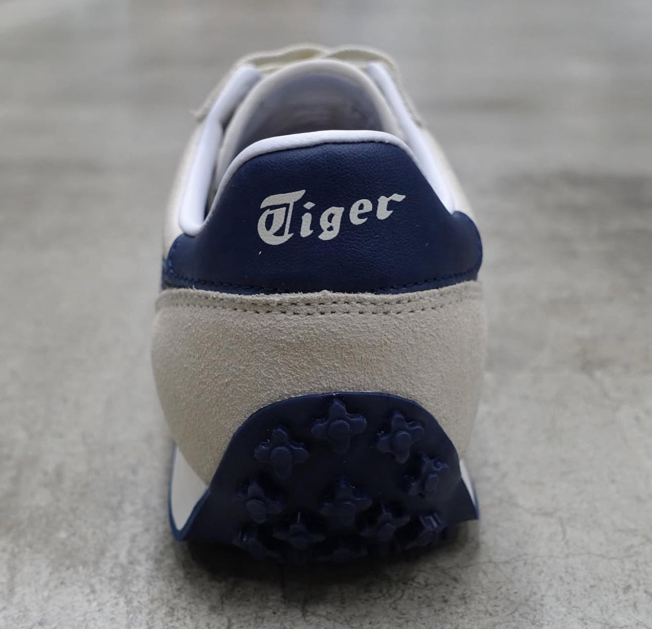 EDR 78 Lace Up White Navy
