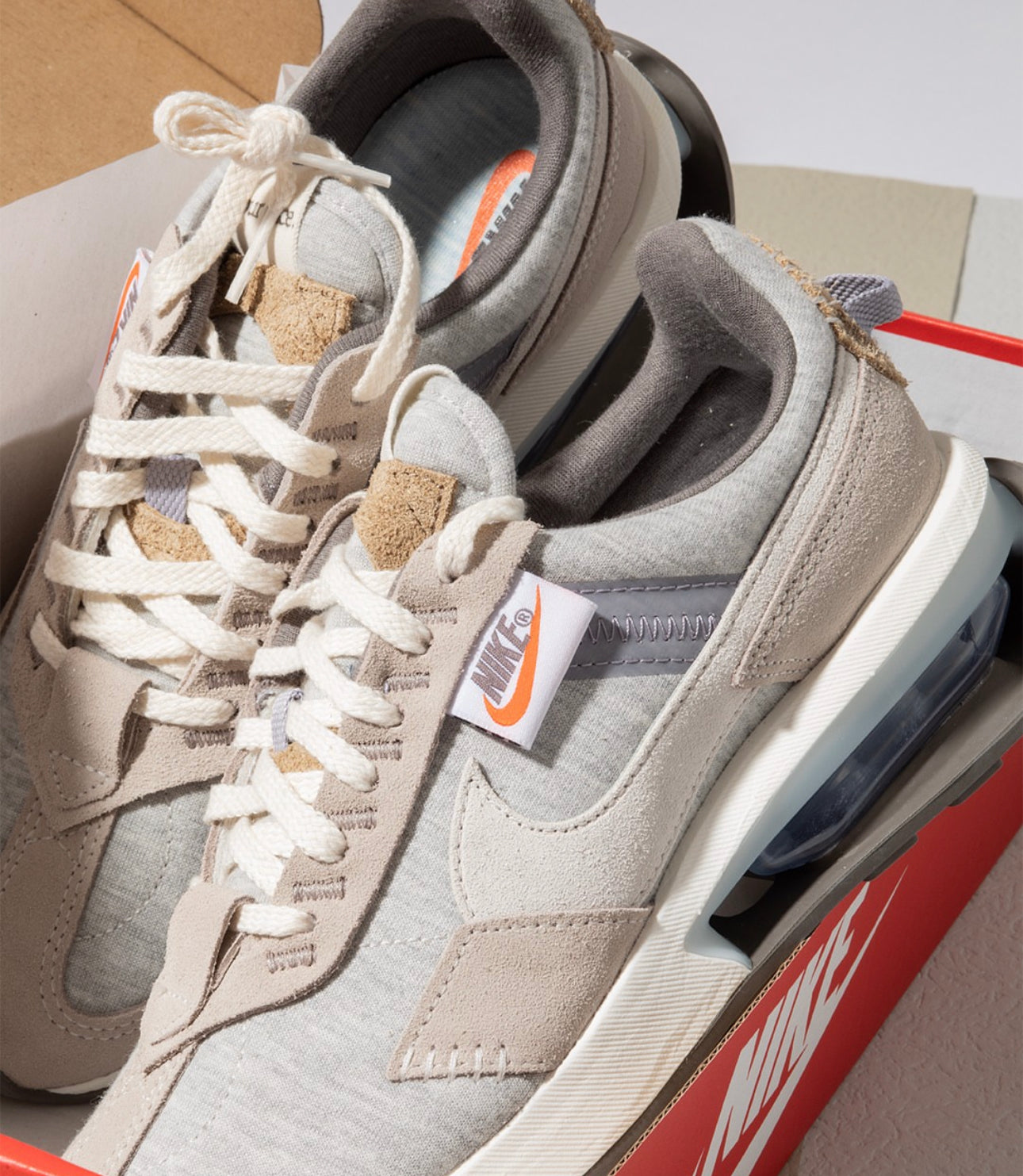 Airmax Pre-Day “Light Grey”
