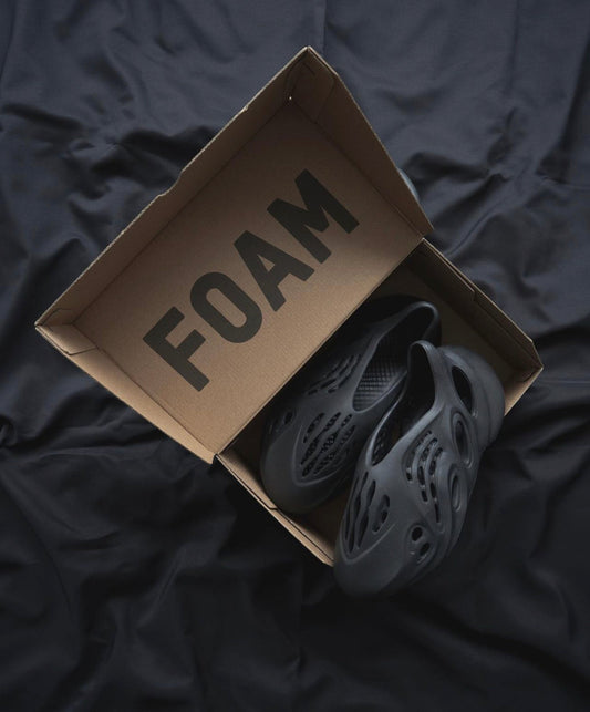 Yeezy Foam RNNR Onyx