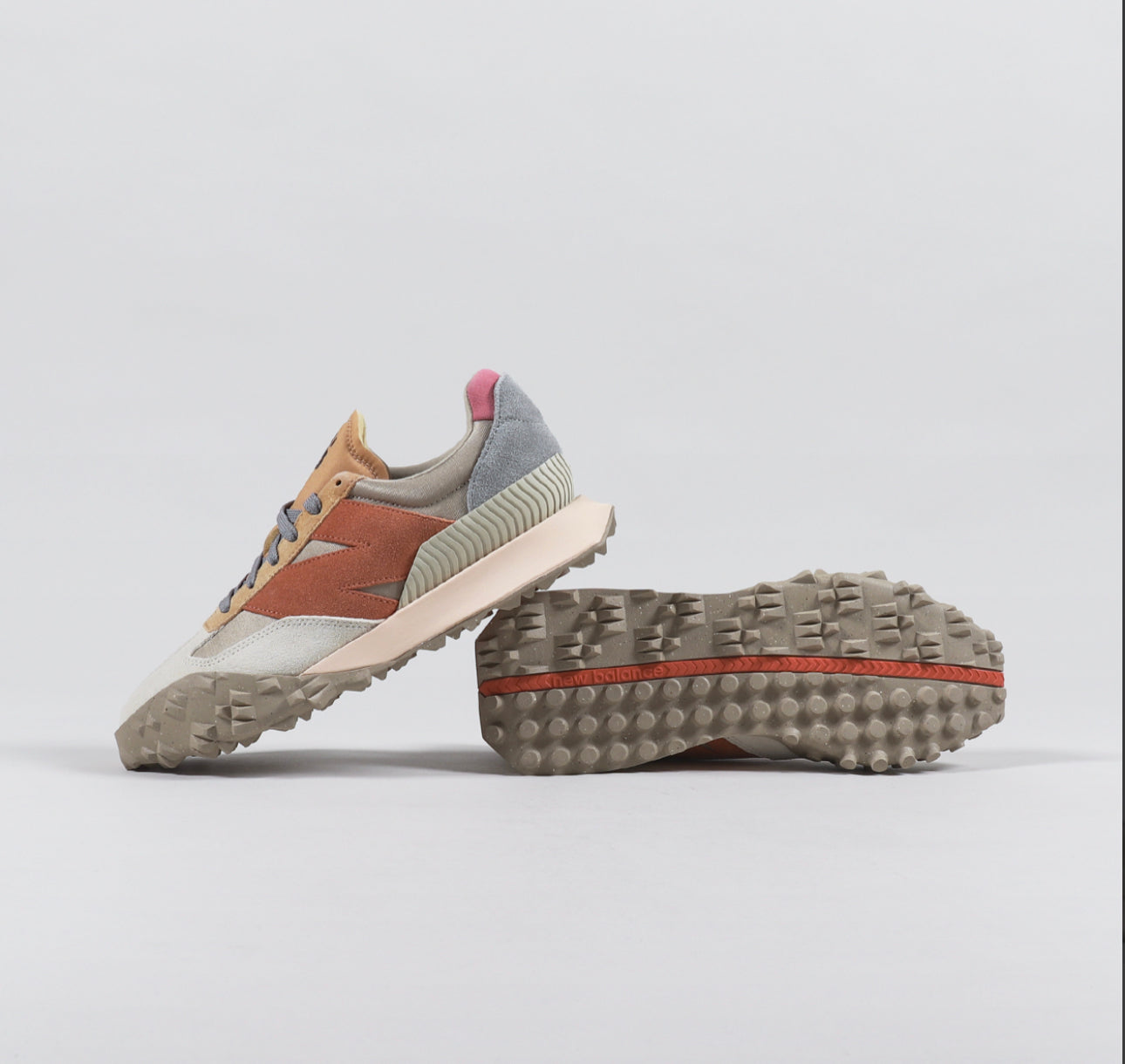 NB Balance Xc 72 “ Mindful Grey Sweet Caramel “