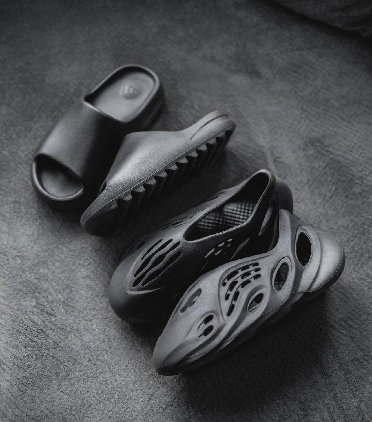 Yeezy Foam RNNR Onyx